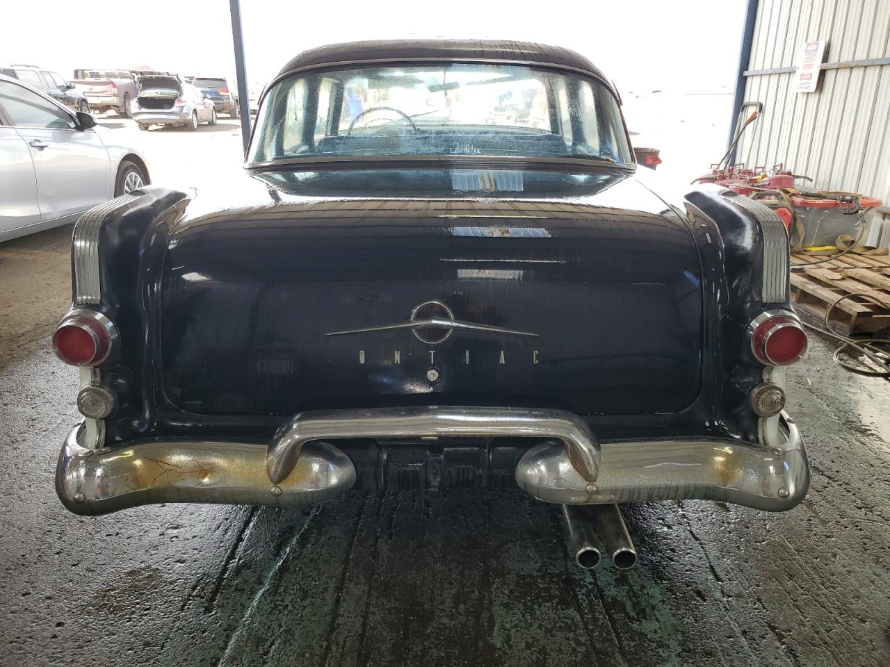1955 Pontiac Starchief Two Tone vin: A855H11640