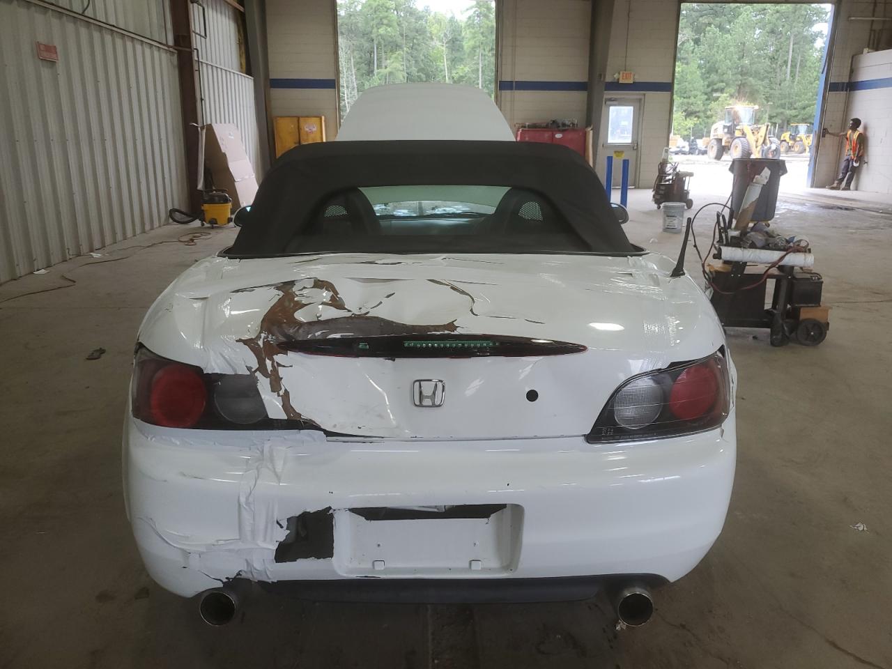 1999 Honda S2000   White vin: AP11003757
