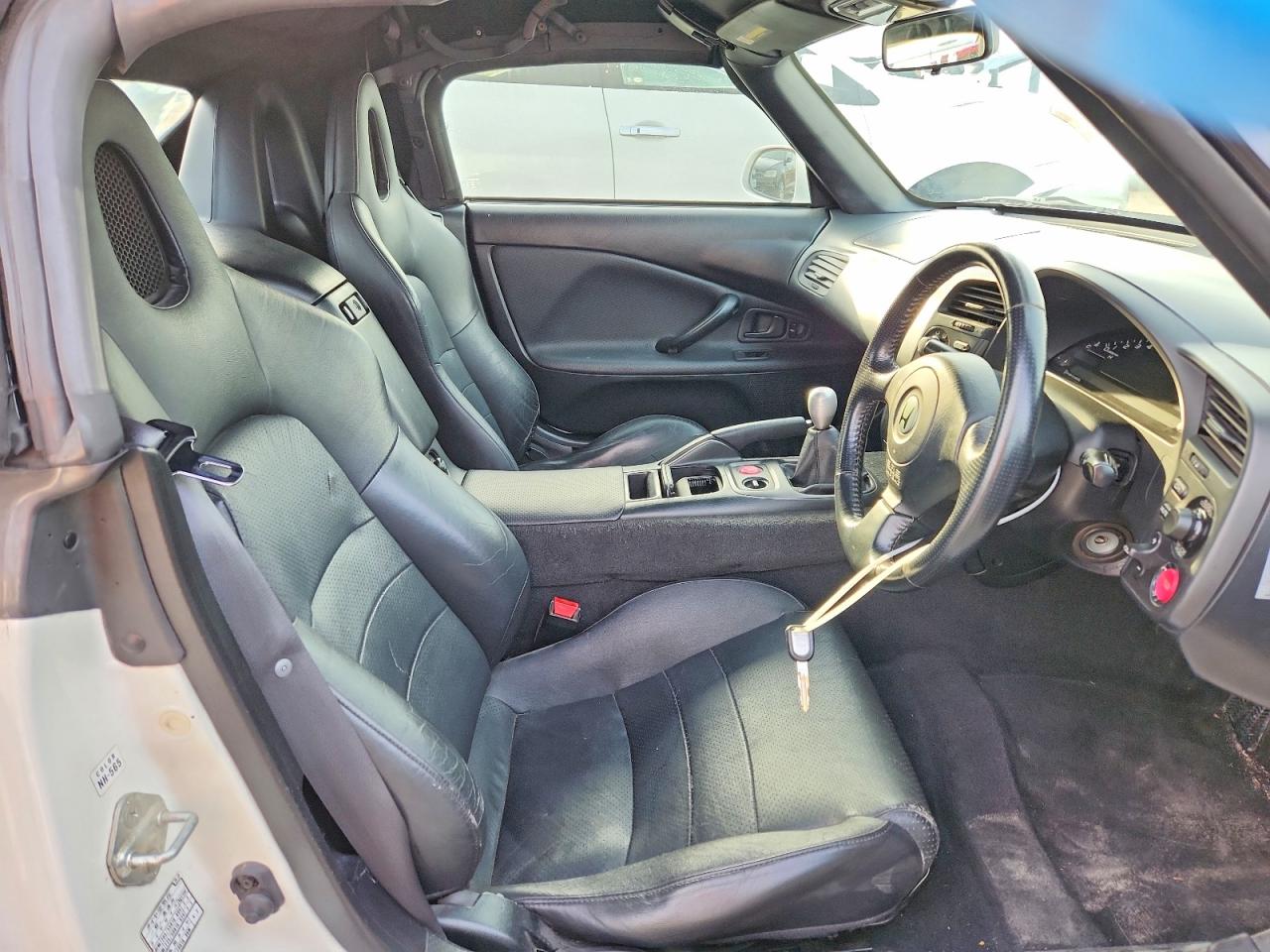 1999 Honda S2000 White vin: AP11003757