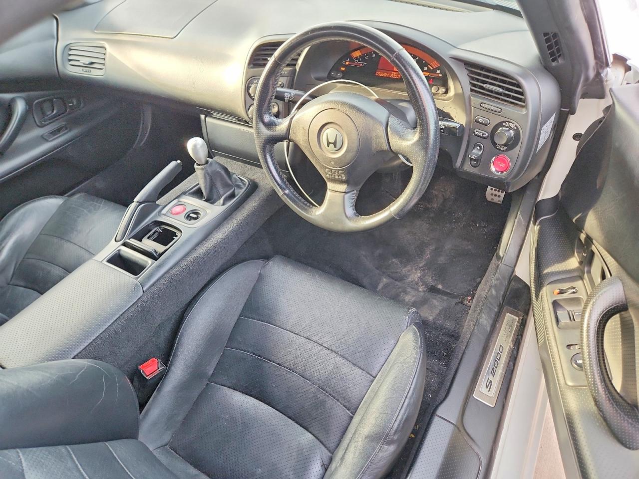 1999 Honda S2000 White vin: AP11003757