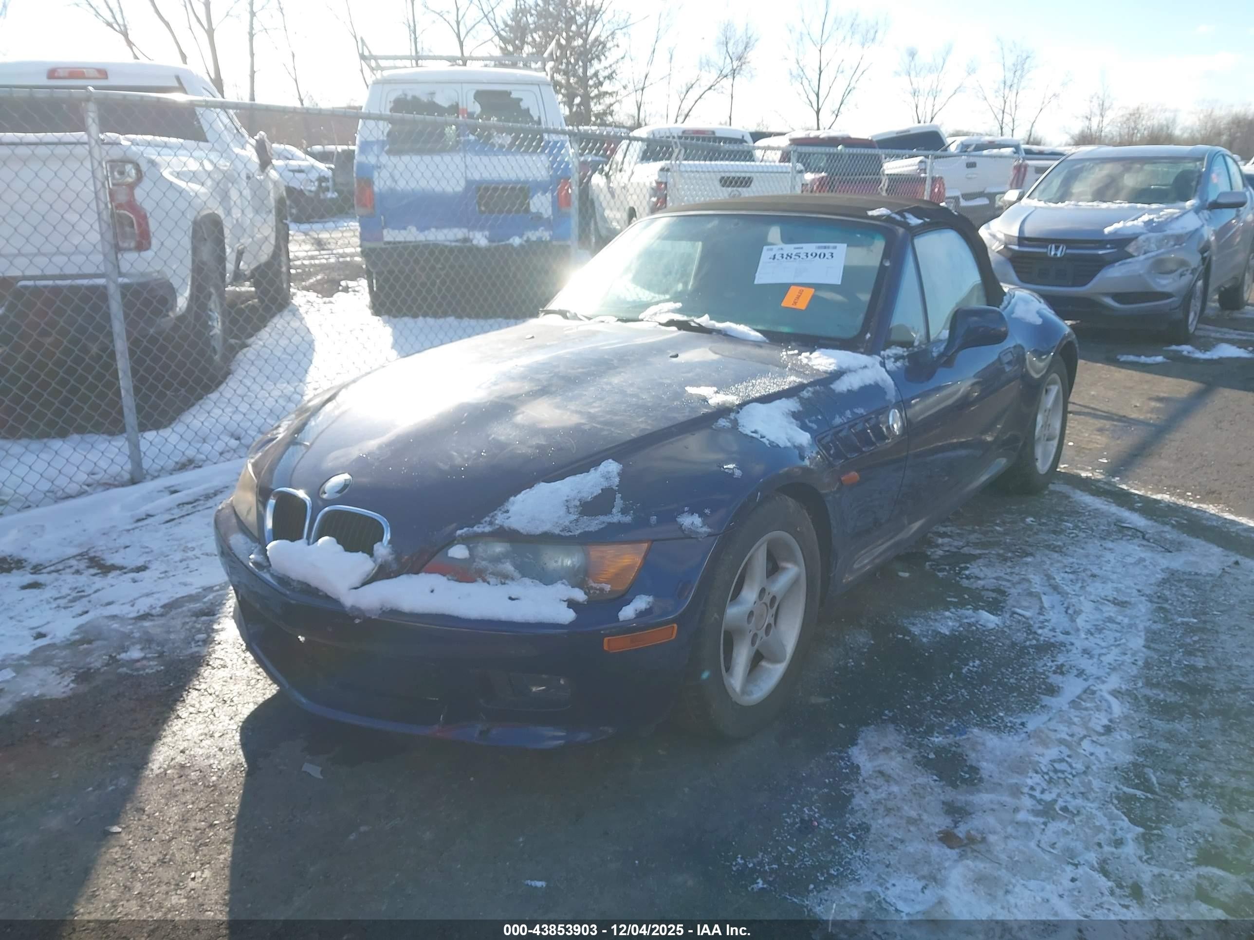 1998 Bmw Z3 2.8 Blue vin: 4USCJ3326WLC10874