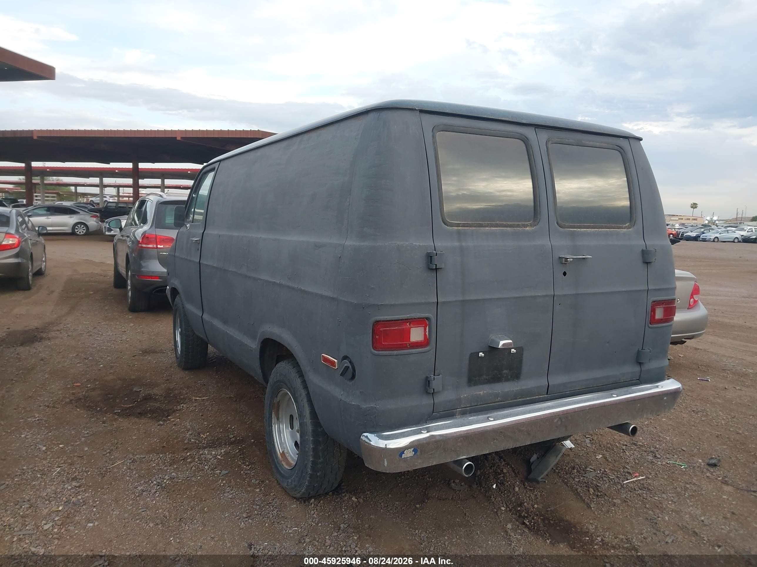 1977 Dodge Van (tradesman 100) Silver vin: B11AE7V079930