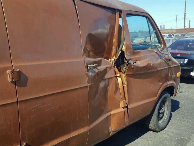 1978 Dodge B200 Orange vin: B21BE8X182138