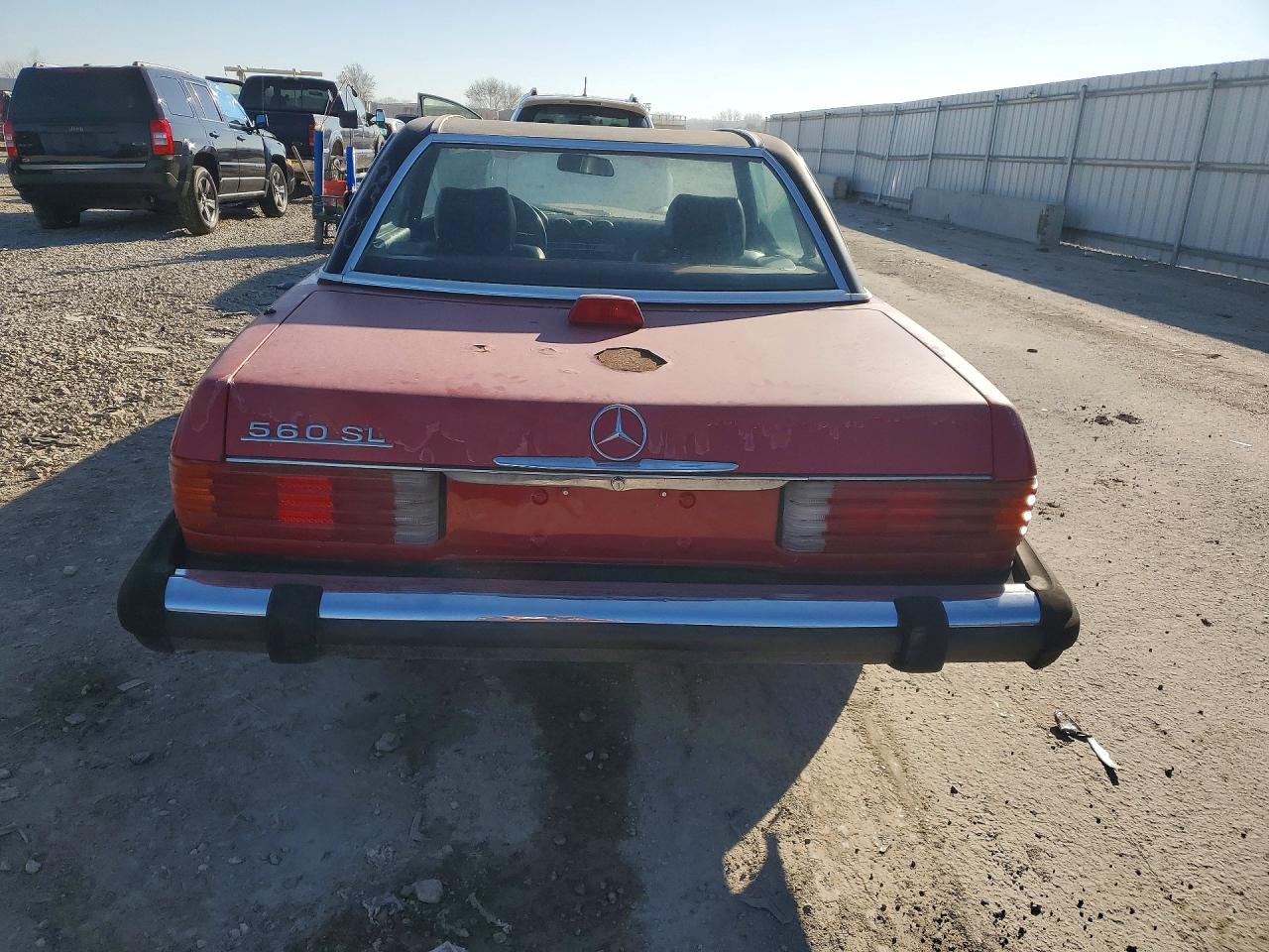 1987 Mercedes-benz 560 Sl Red vin: BA4809HA059511