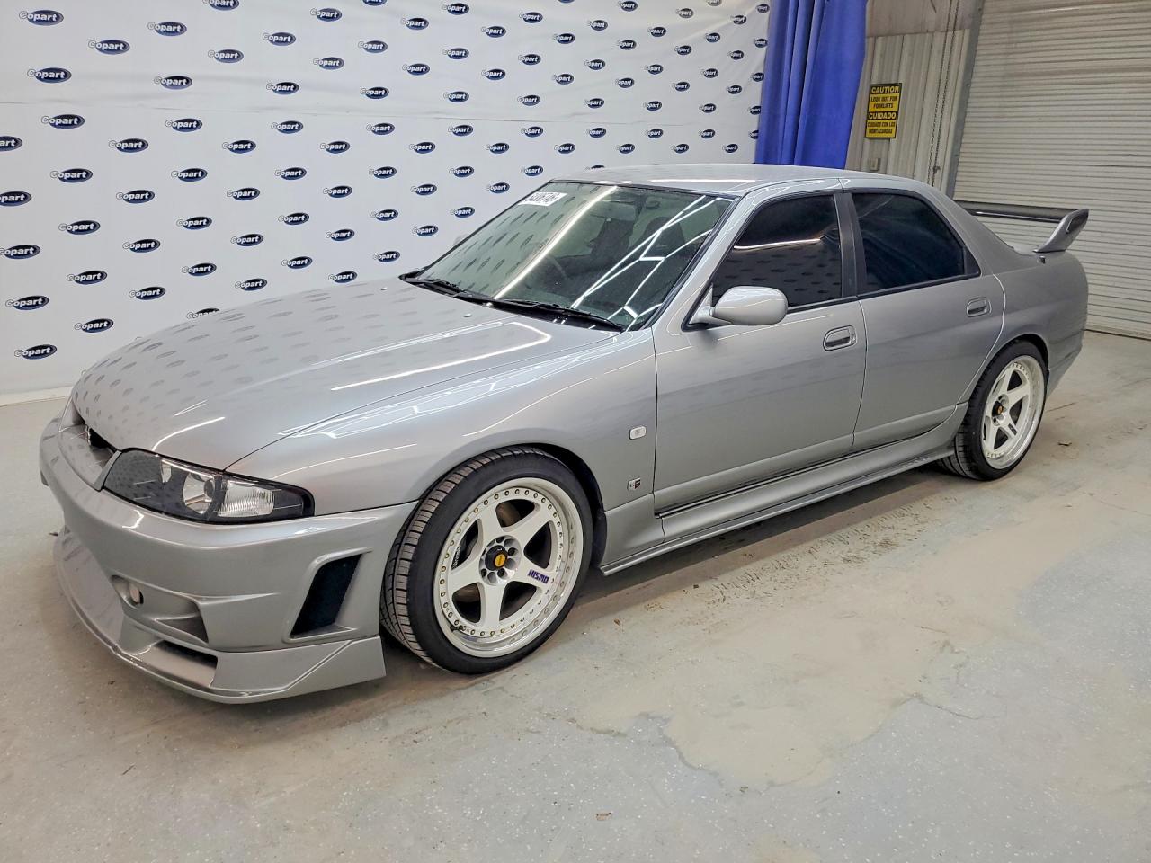1998 Nissan Skyline Silver vin: BCNR33043146