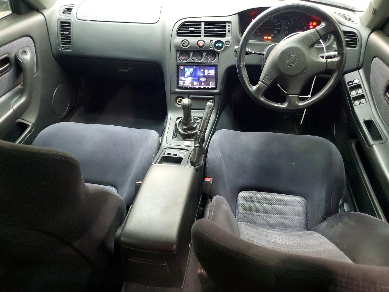 1998 Nissan Skyline Silver vin: BCNR33043146