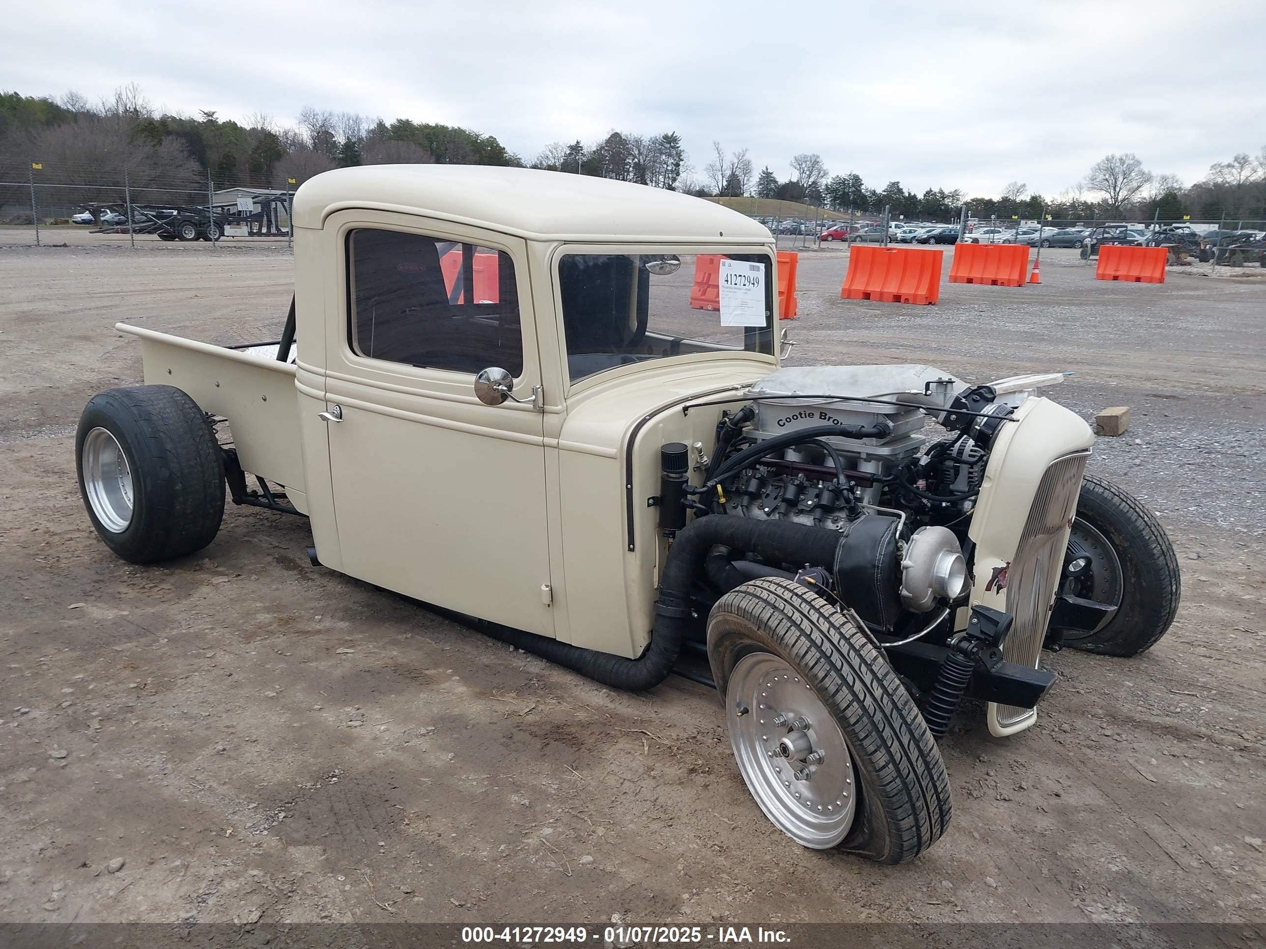 1936 International Other   Beige vin: C148132          
