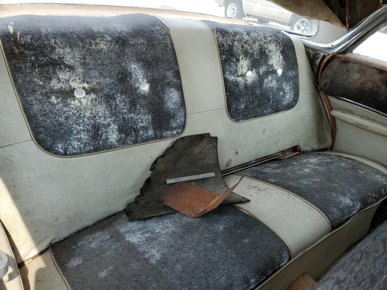 1957 Chevrolet                   Bel Air Orange vin: C57K193084