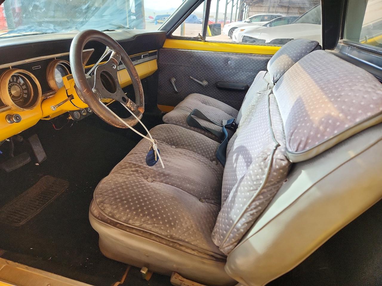 1966 Ford Uk Yellow vin: CA569877