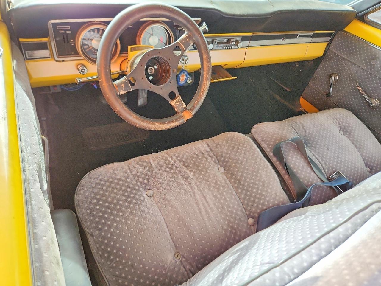 1966 Ford Uk Yellow vin: CA569877
