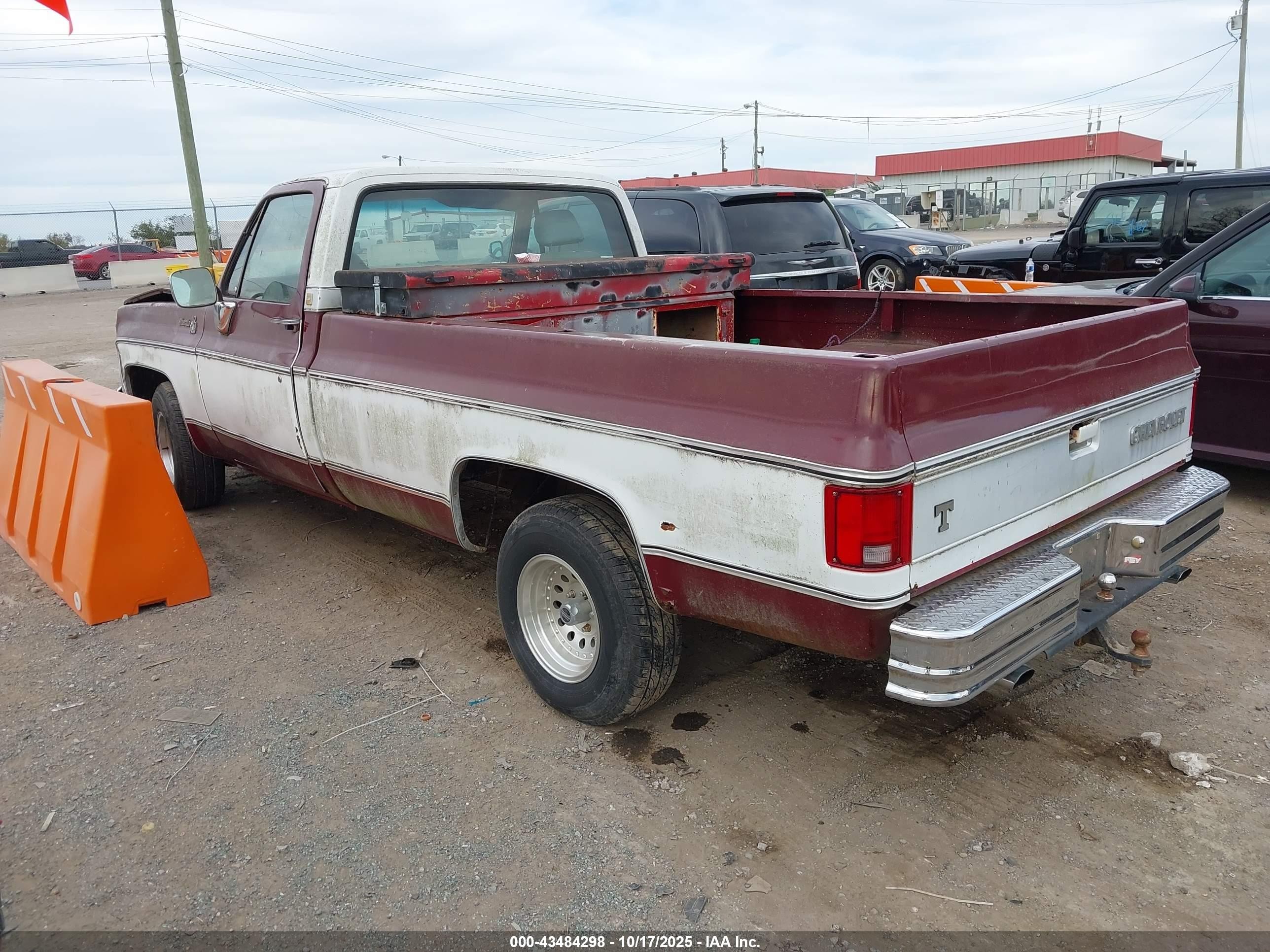 1976 Chevrolet C10   Темно-бордовый vin: CCL146F330233    