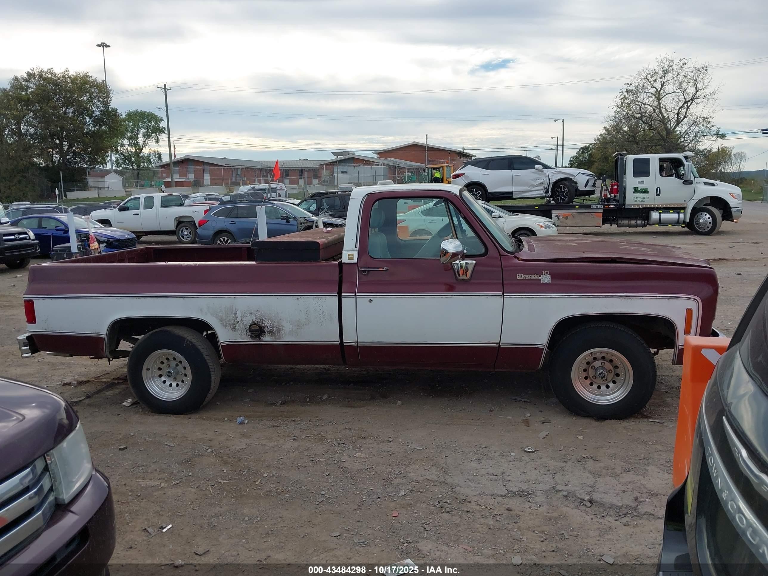 1976 Chevrolet C10   Темно-бордовый vin: CCL146F330233    