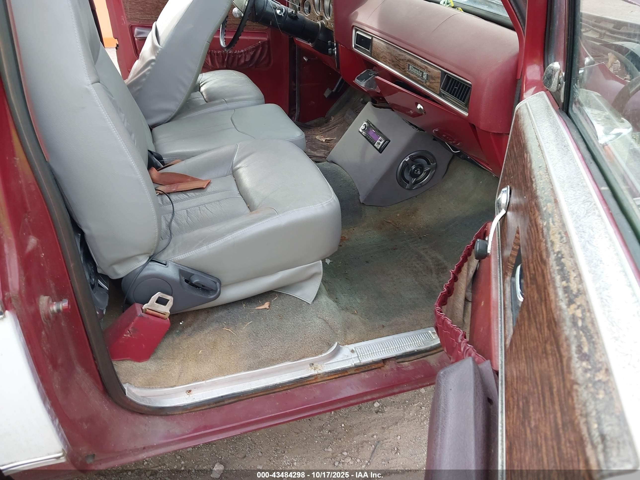 1976 Chevrolet C10   Темно-бордовый vin: CCL146F330233    