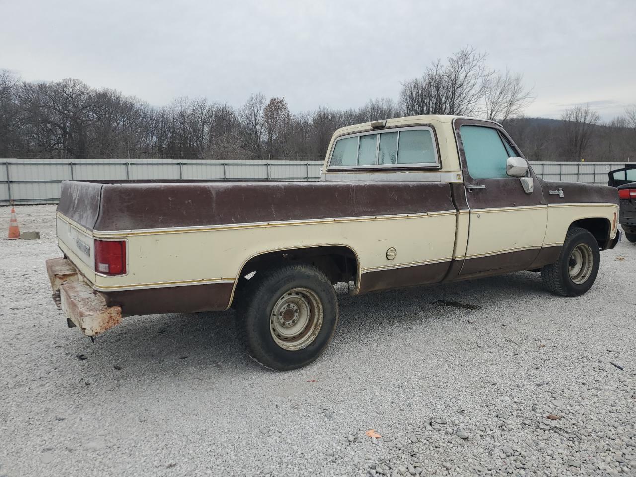 1977 Chevrolet 10 Two Tone vin: CCL447S221477