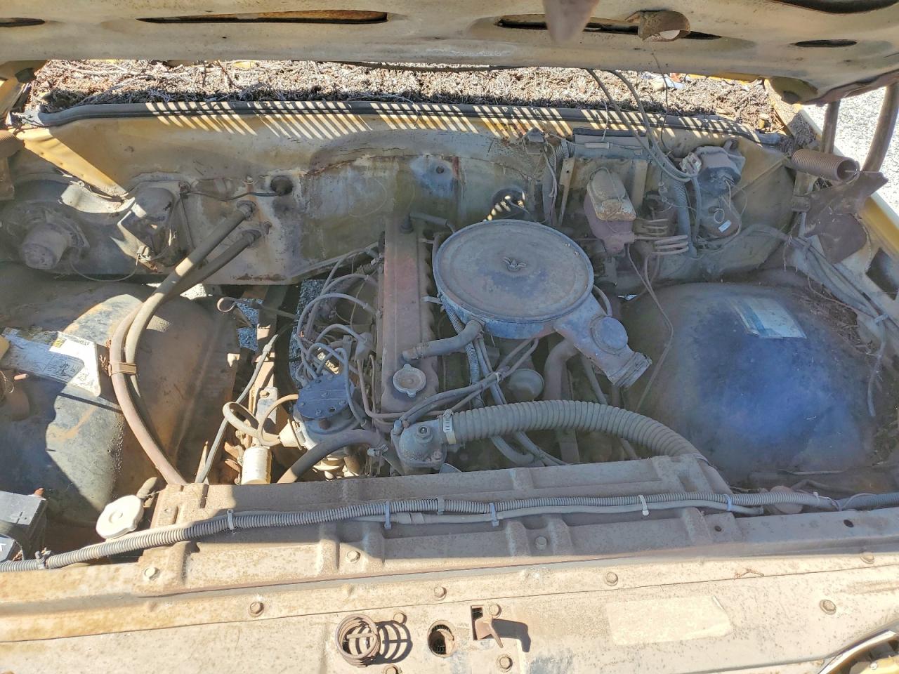1975 Chev C/k 10 Series Gold vin: CCQ1451158707