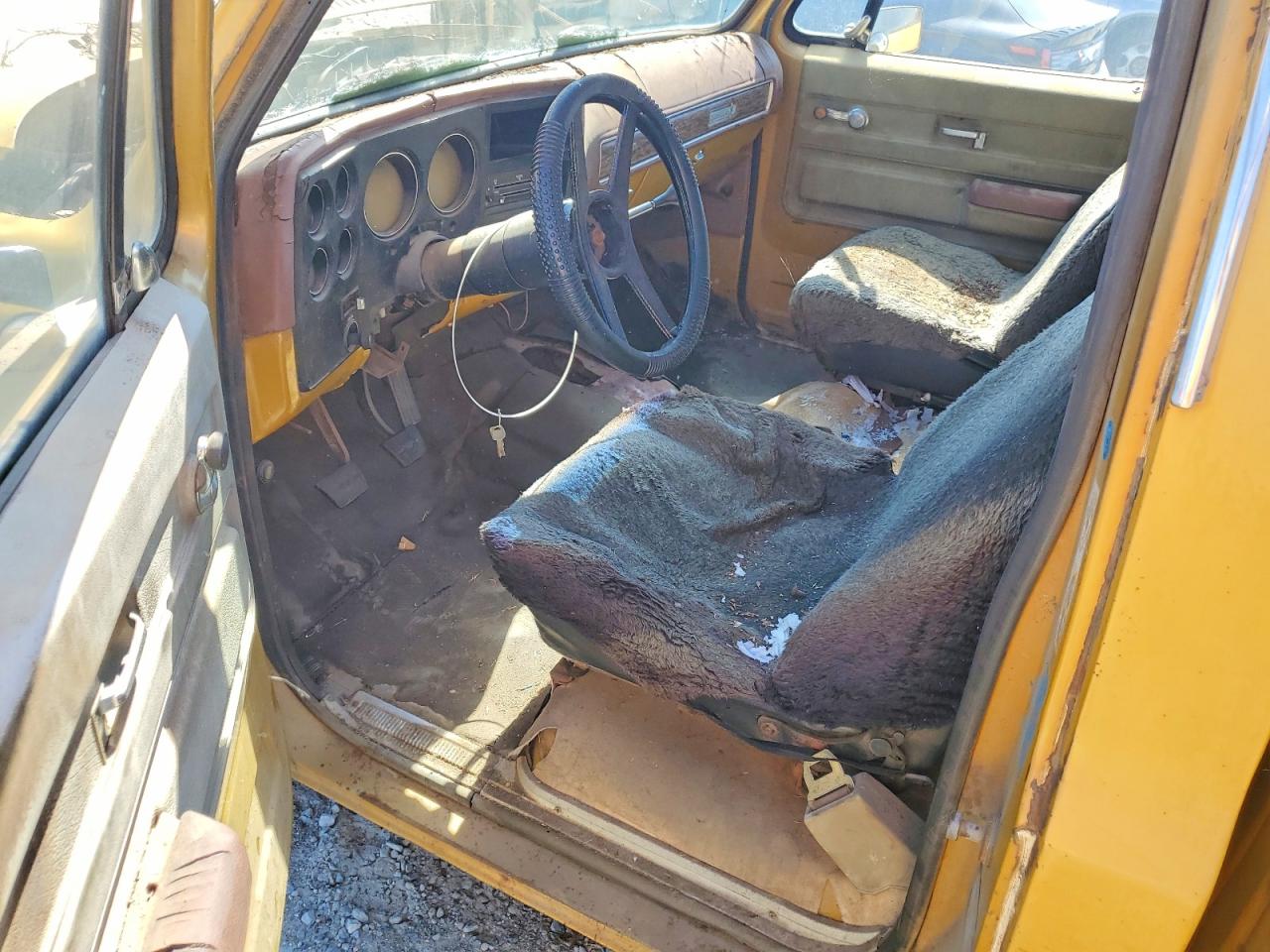 1975 Chev C/k 10 Series Gold vin: CCQ1451158707