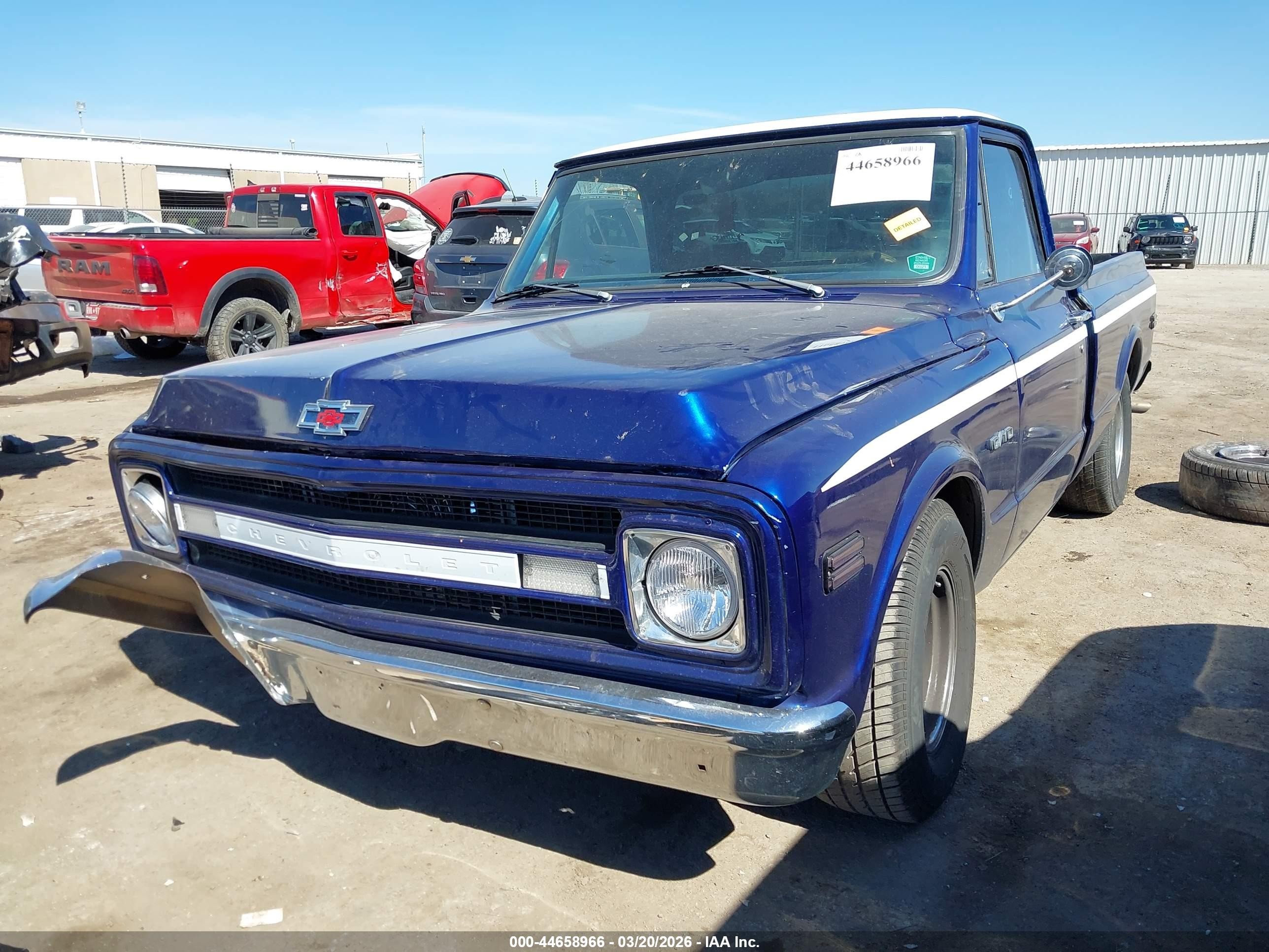 1972 Chevrolet C10   Blue vin: CCS142J129005    