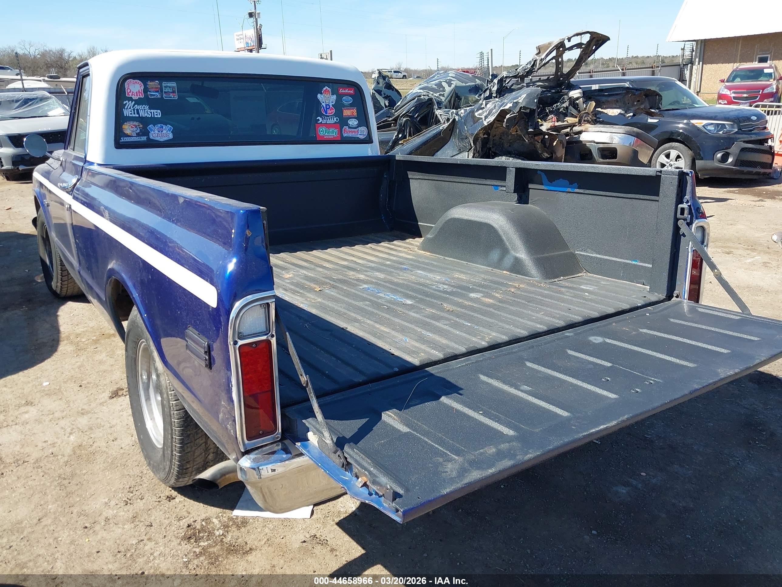 1972 Chevrolet C10   Blue vin: CCS142J129005    
