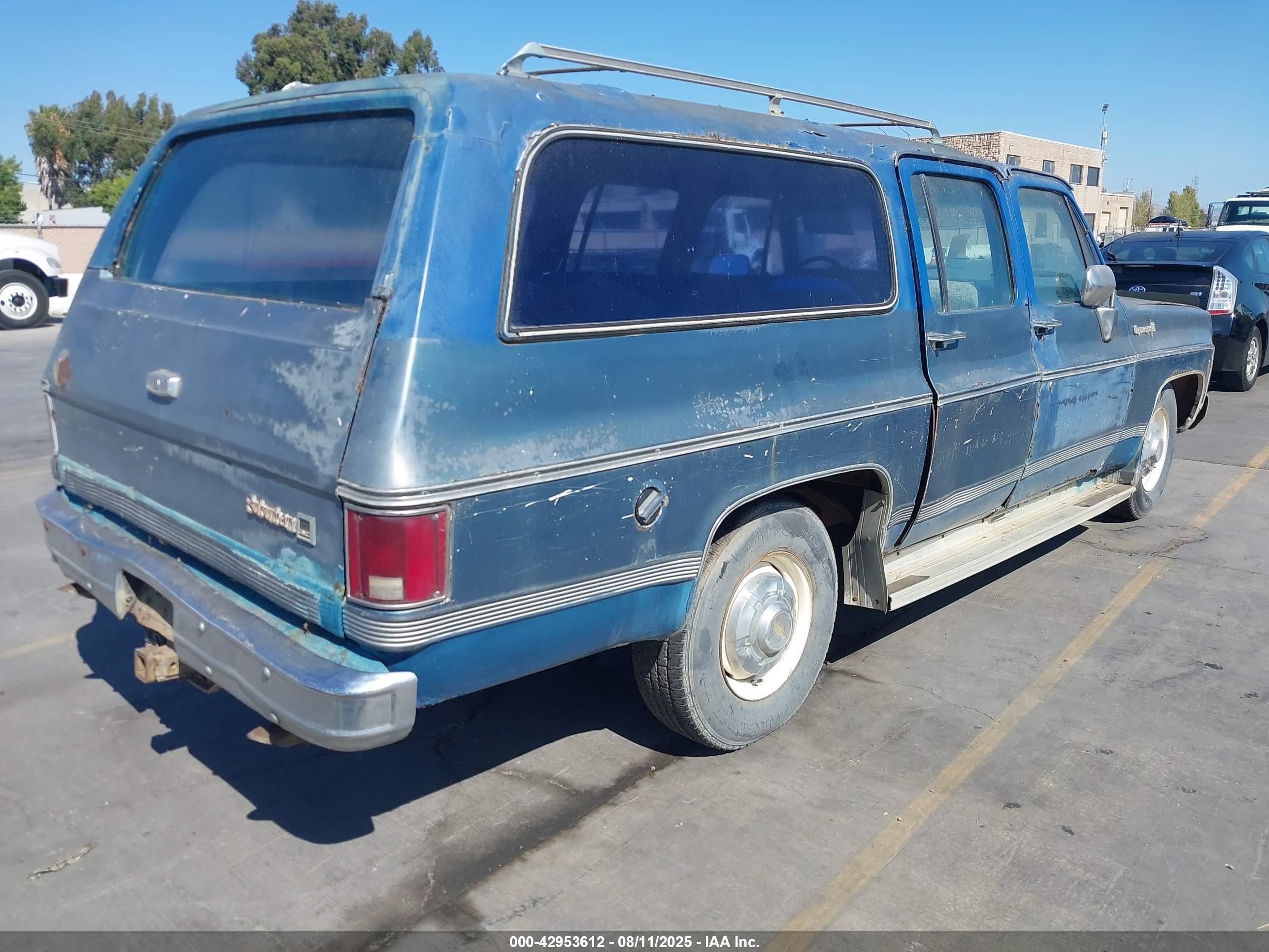 1973 Chevrolet Suburban   Синий vin: CCZ264F116518    
