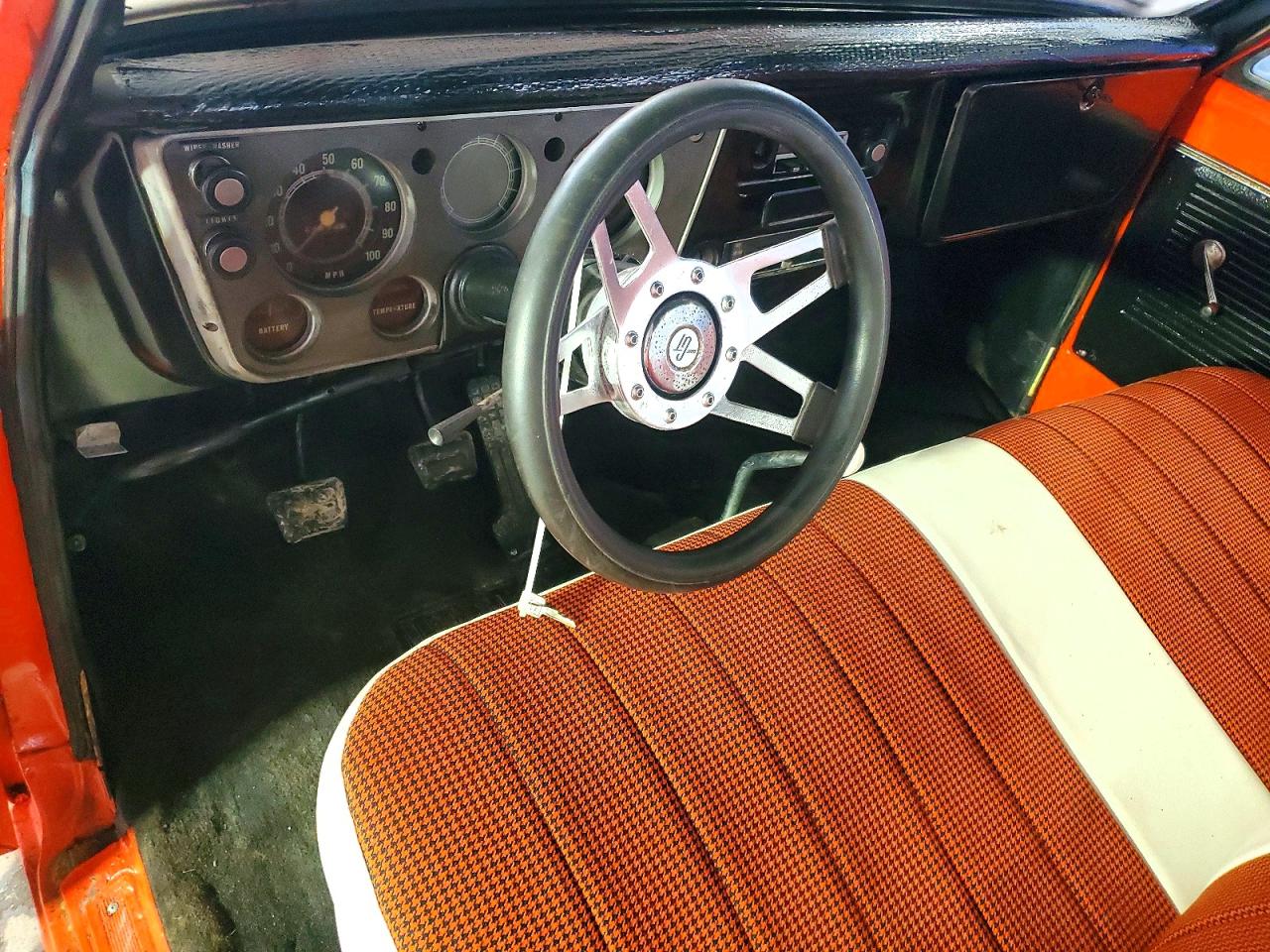 1968 Gmc K1500 Orange vin: CE10DPB52021
