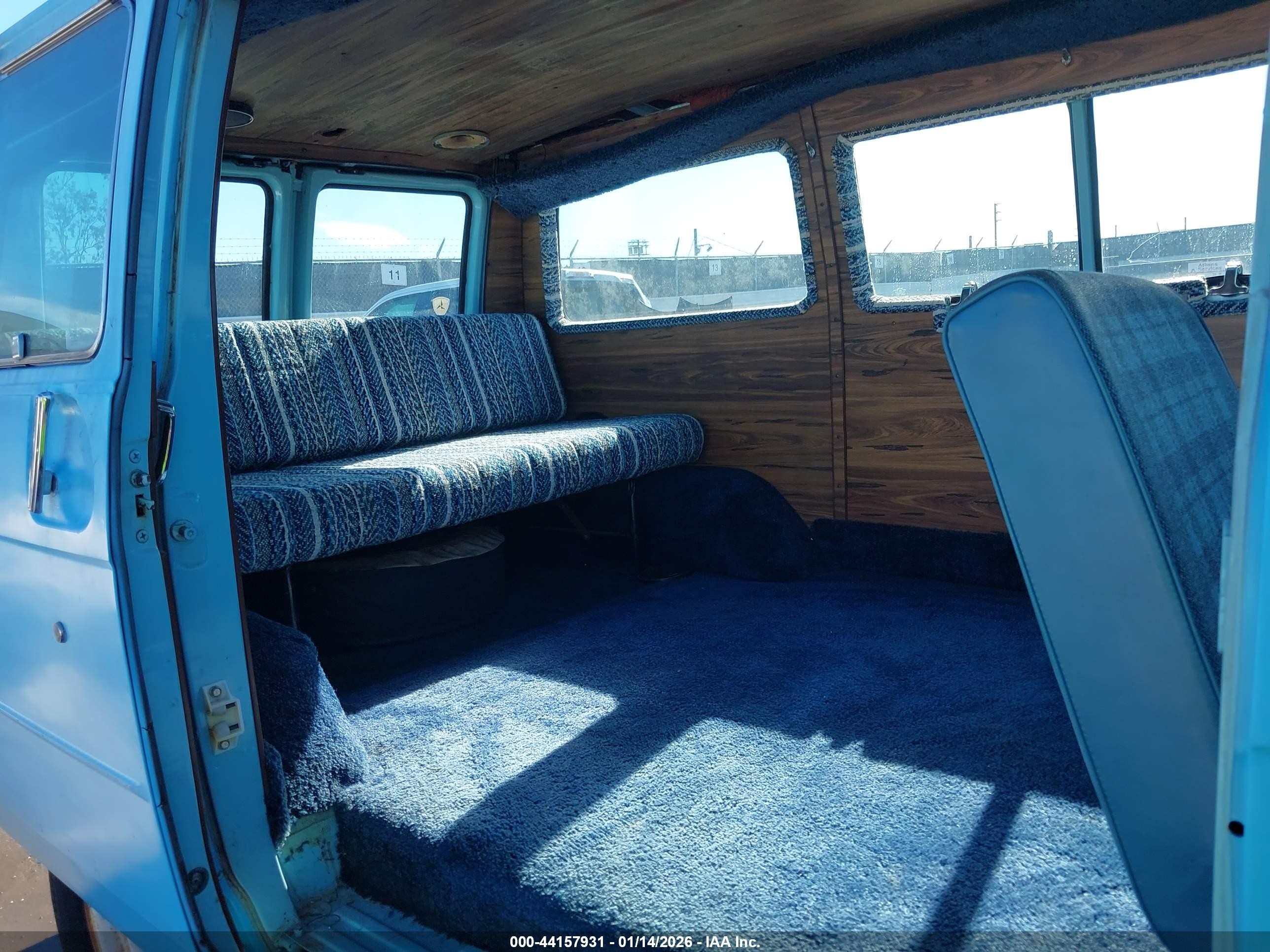 1978 Chevrolet Van   Синий vin: CGL168U179952    