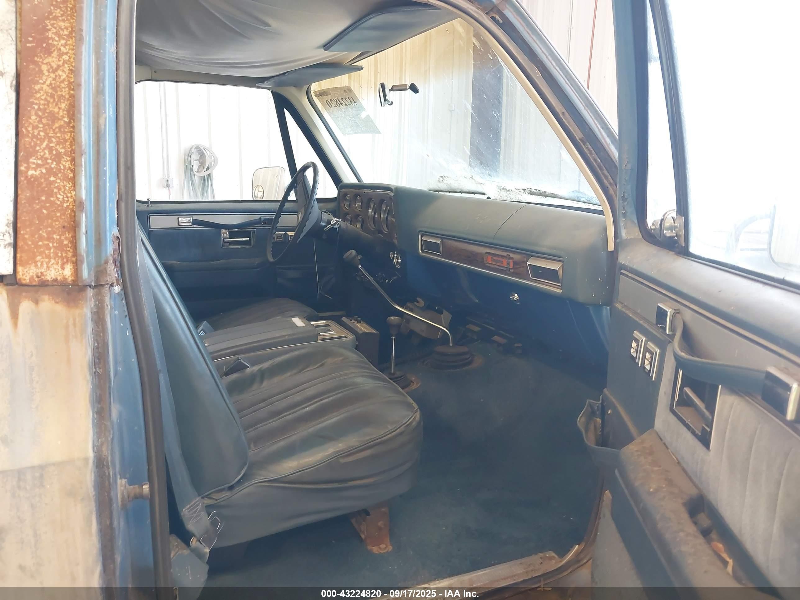 1976 Chevrolet Blazer   Серый vin: CKL186F213106    