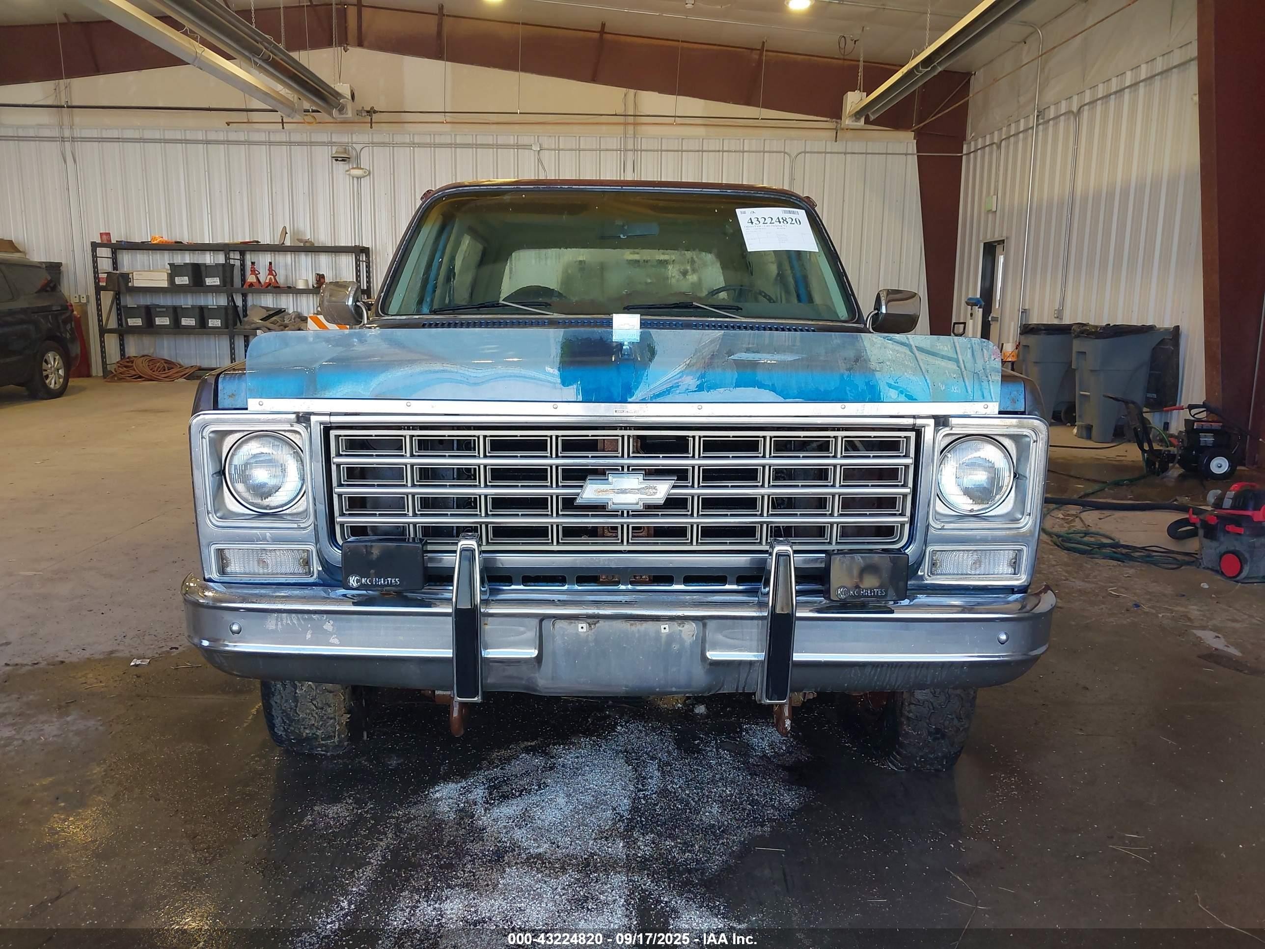 1976 Chevrolet Blazer   Серый vin: CKL186F213106    