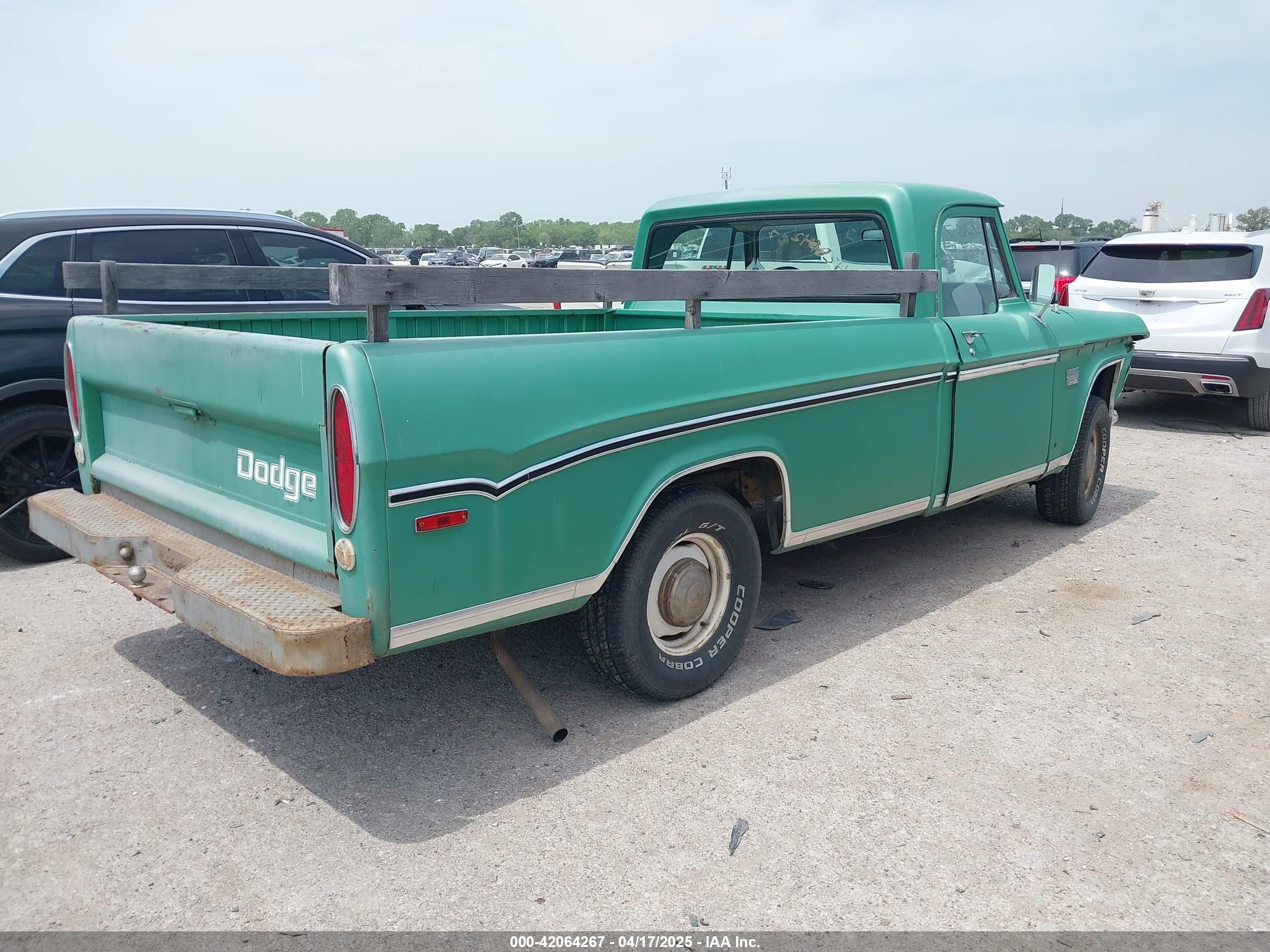 1971 Dodge D100   Зеленый vin: D14AE1S353985    