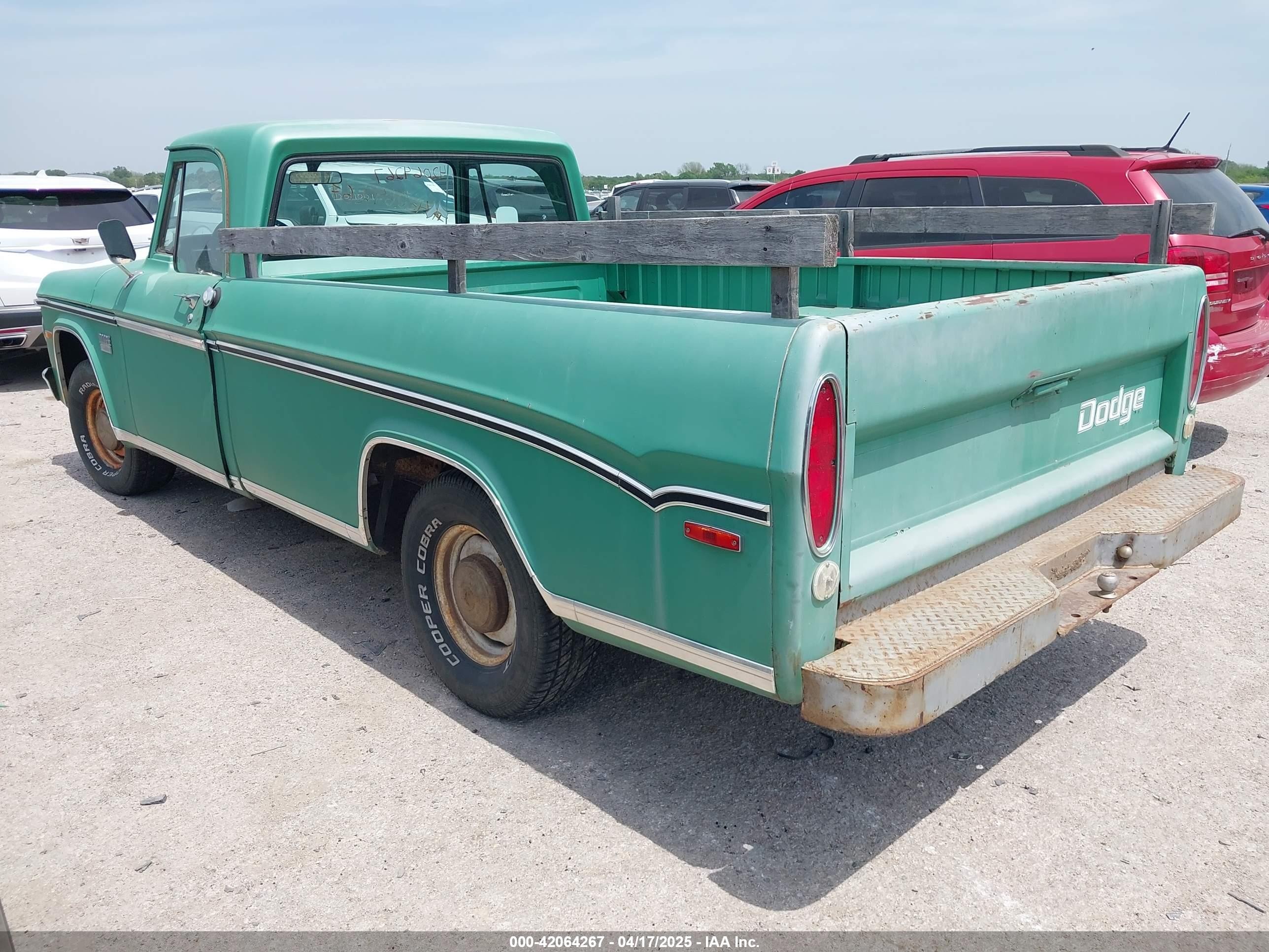 1971 Dodge D100   Зеленый vin: D14AE1S353985    