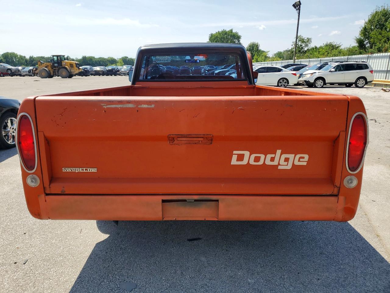 1971 Dodge D100 1/2 Ton Orange vin: D14AE1U305205