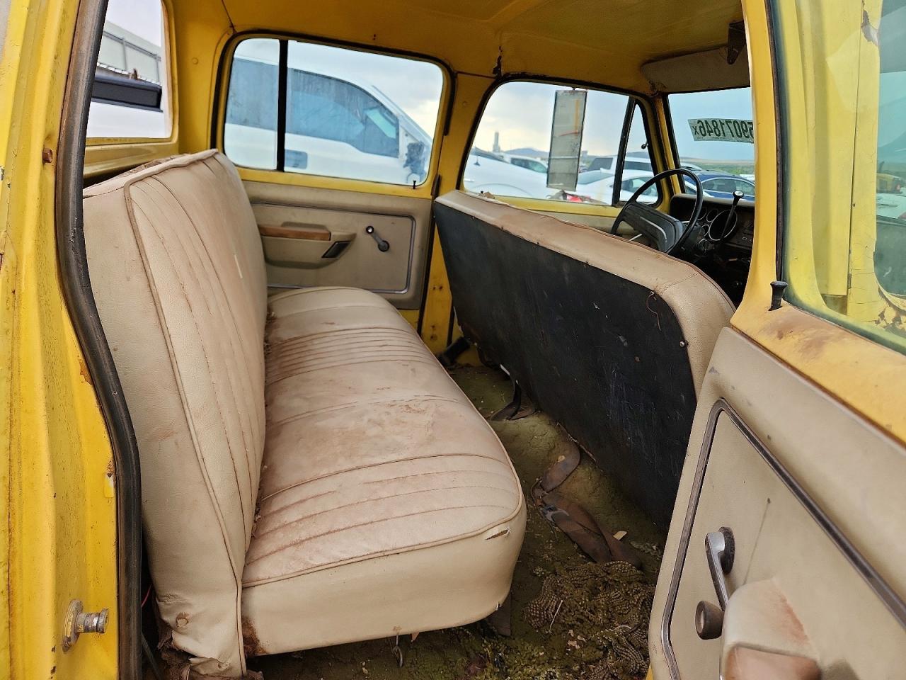 1973 Dodge D200 Yellow vin: D26BJ3S145103