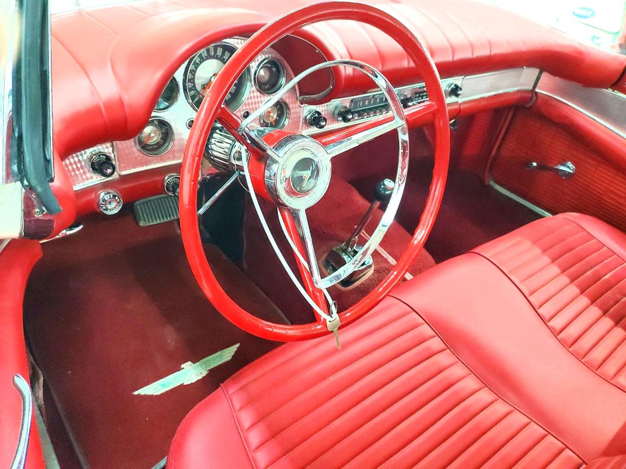 1957 Ford Thunderbird Lt Cream vin: D7FH394065