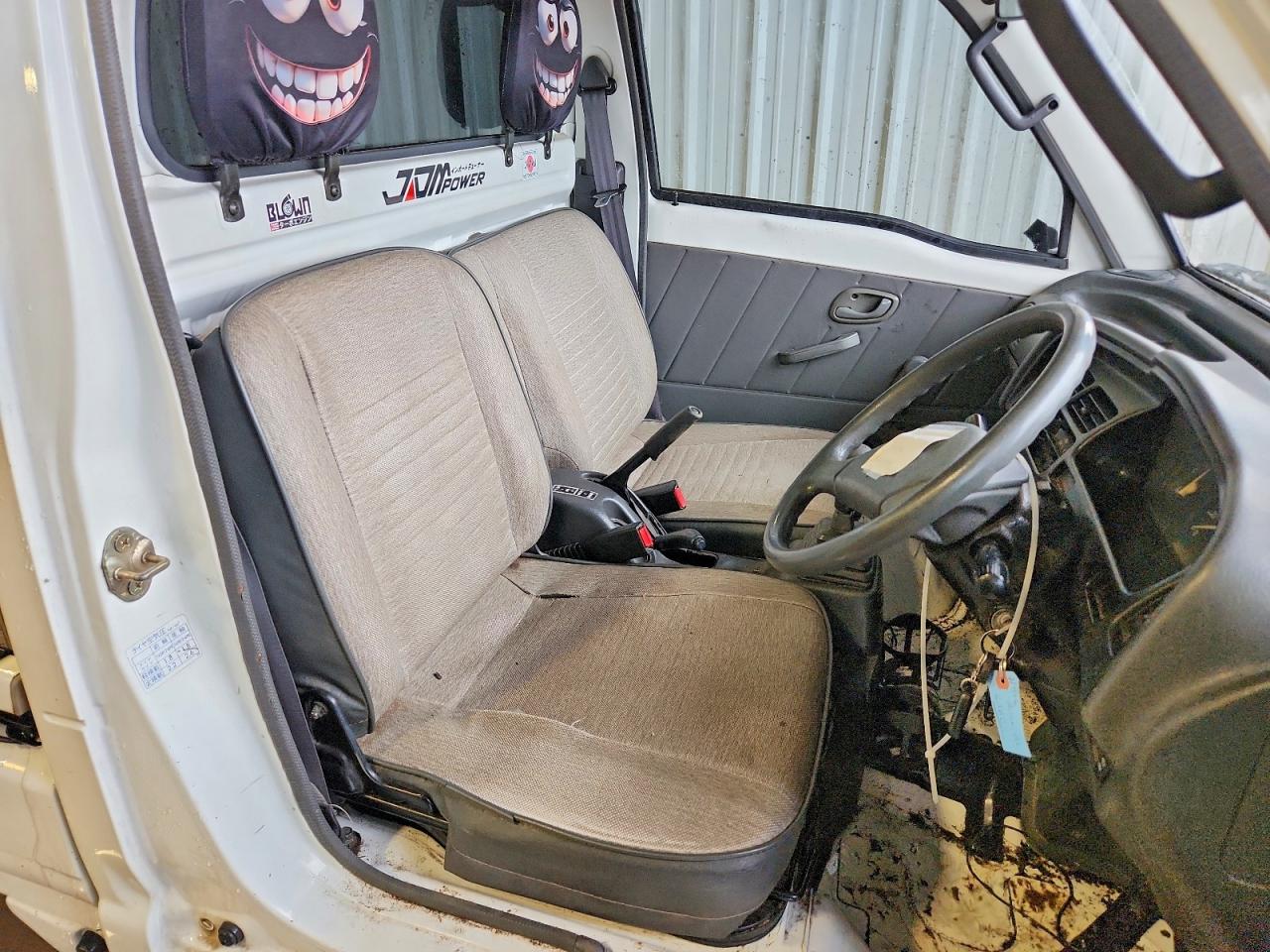 1992 Suzuki Cargo Pod White vin: DD51T117558
