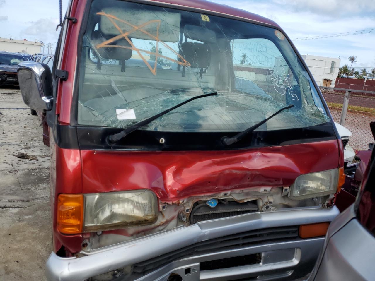 1997 Suzuki Carry Red vin: DD51T523768