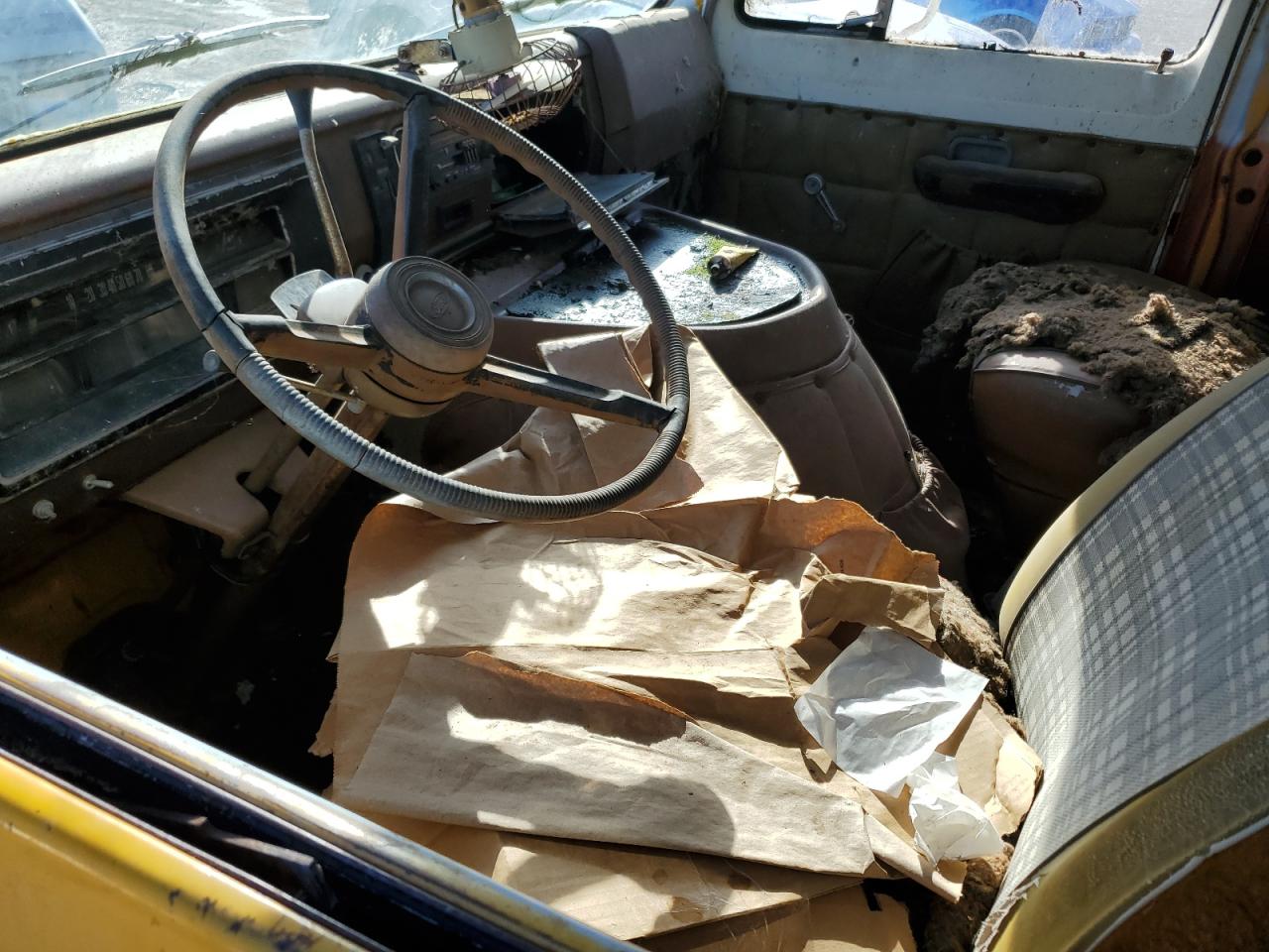 1973 Ford Ltd Yellow vin: E31GHS07445
