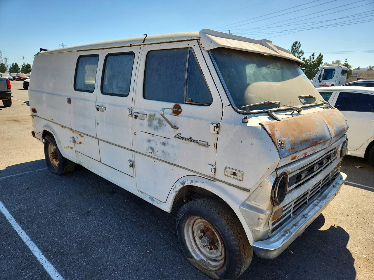 1971 Ford E-series White vin: E34GHL24770