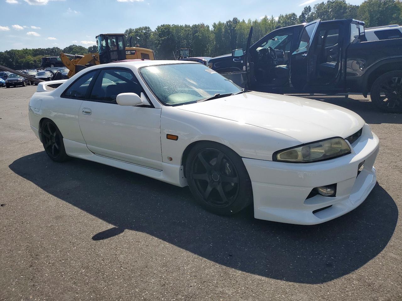 1995 Nissan Skyline Gt White vin: ECR33060119