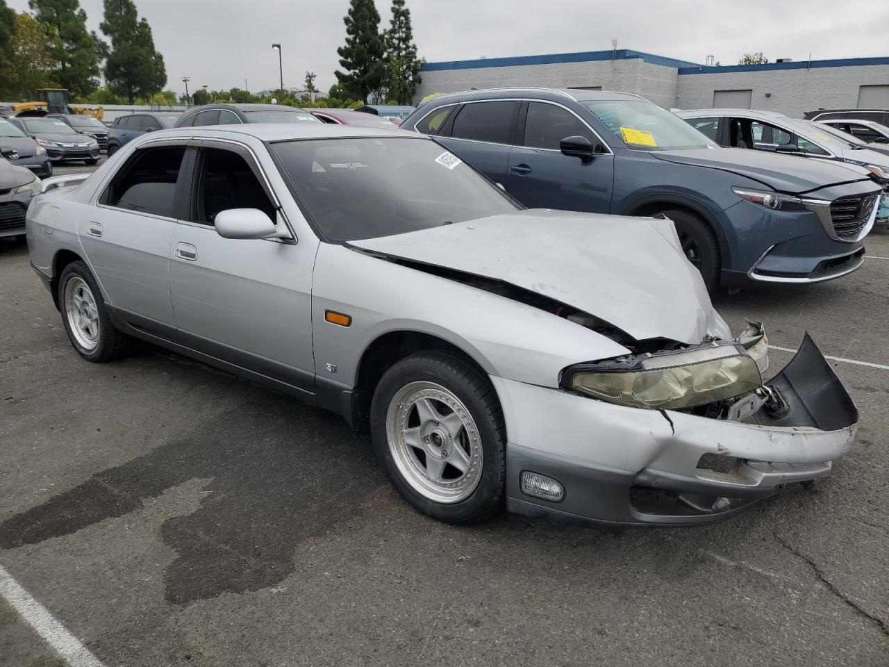 1994 Nissan Skyline Silver vin: ENR33002106