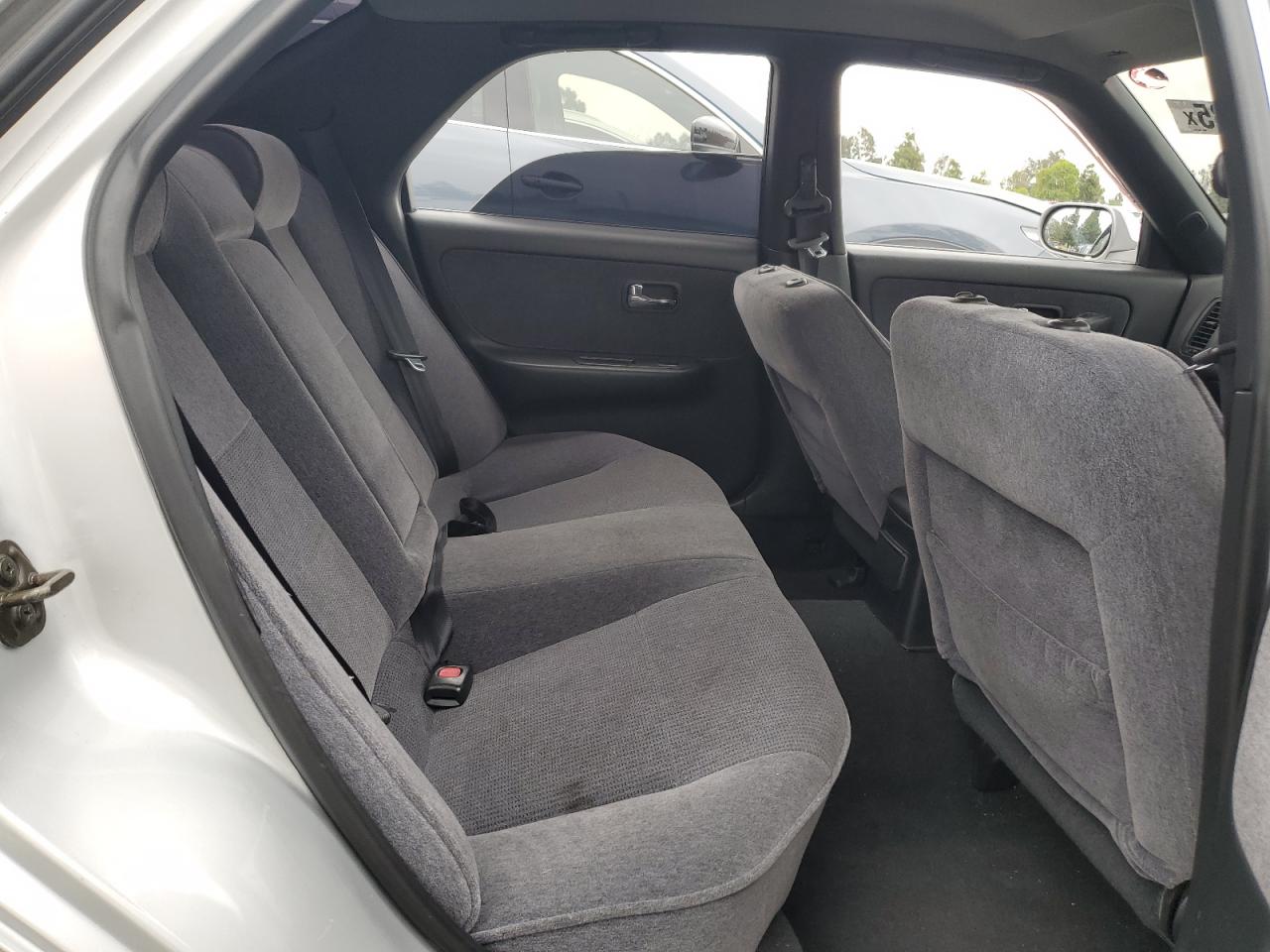 1994 Nissan Skyline Silver vin: ENR33002106