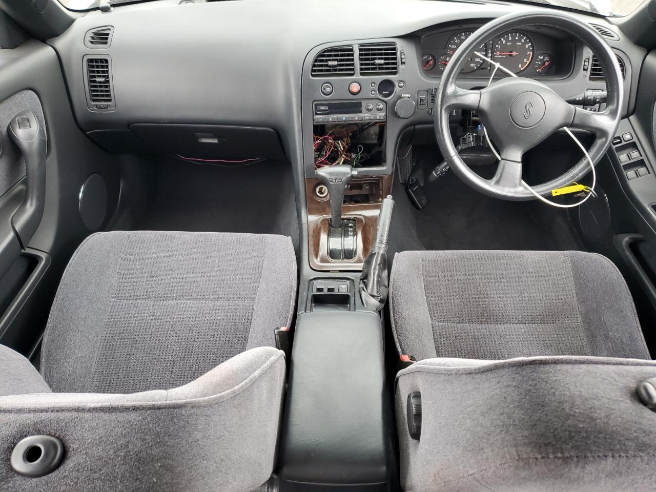 1994 Nissan Skyline Silver vin: ENR33002106