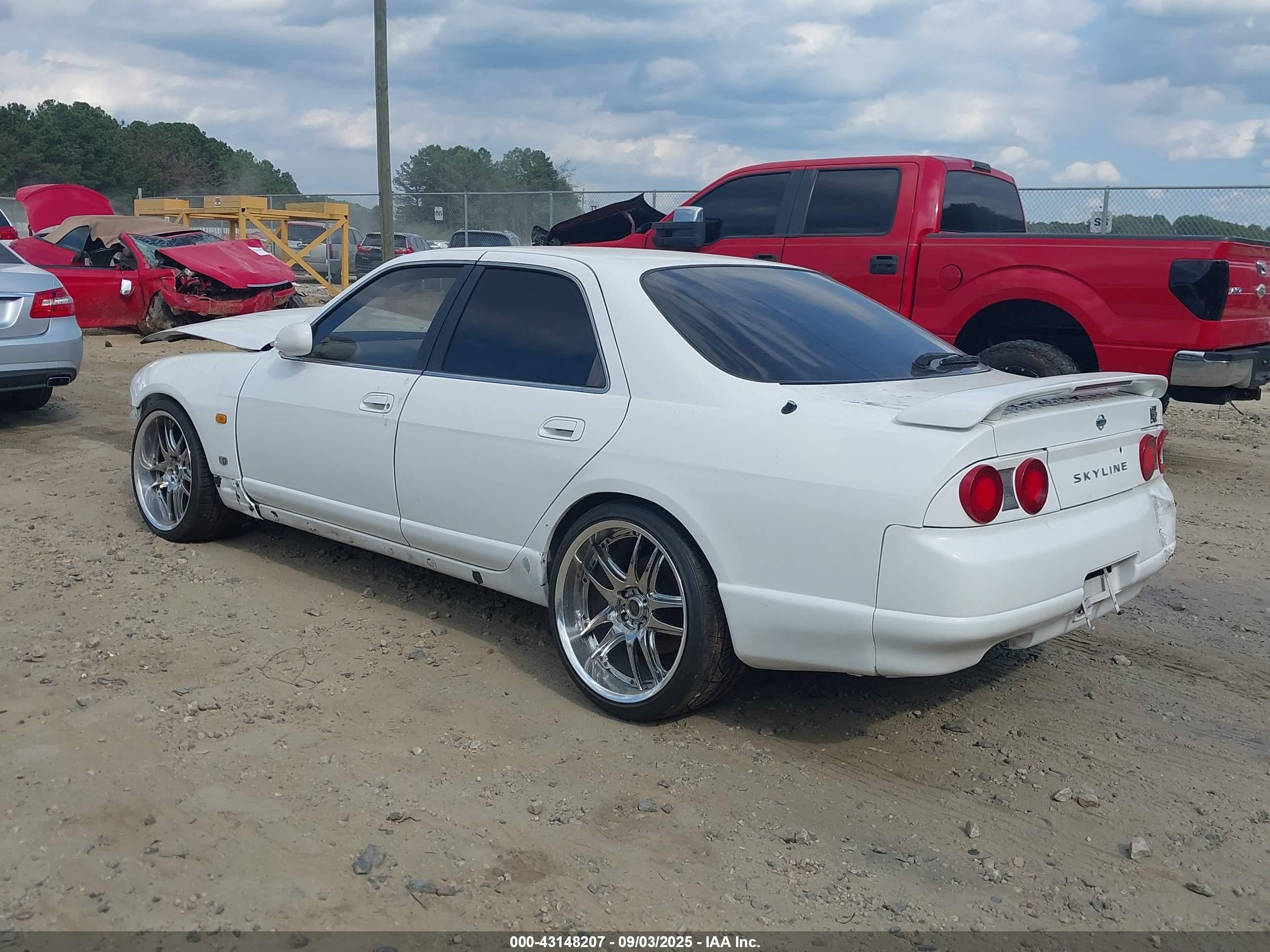 1994 Nissan Skyline   Белый vin: ENR33003298      