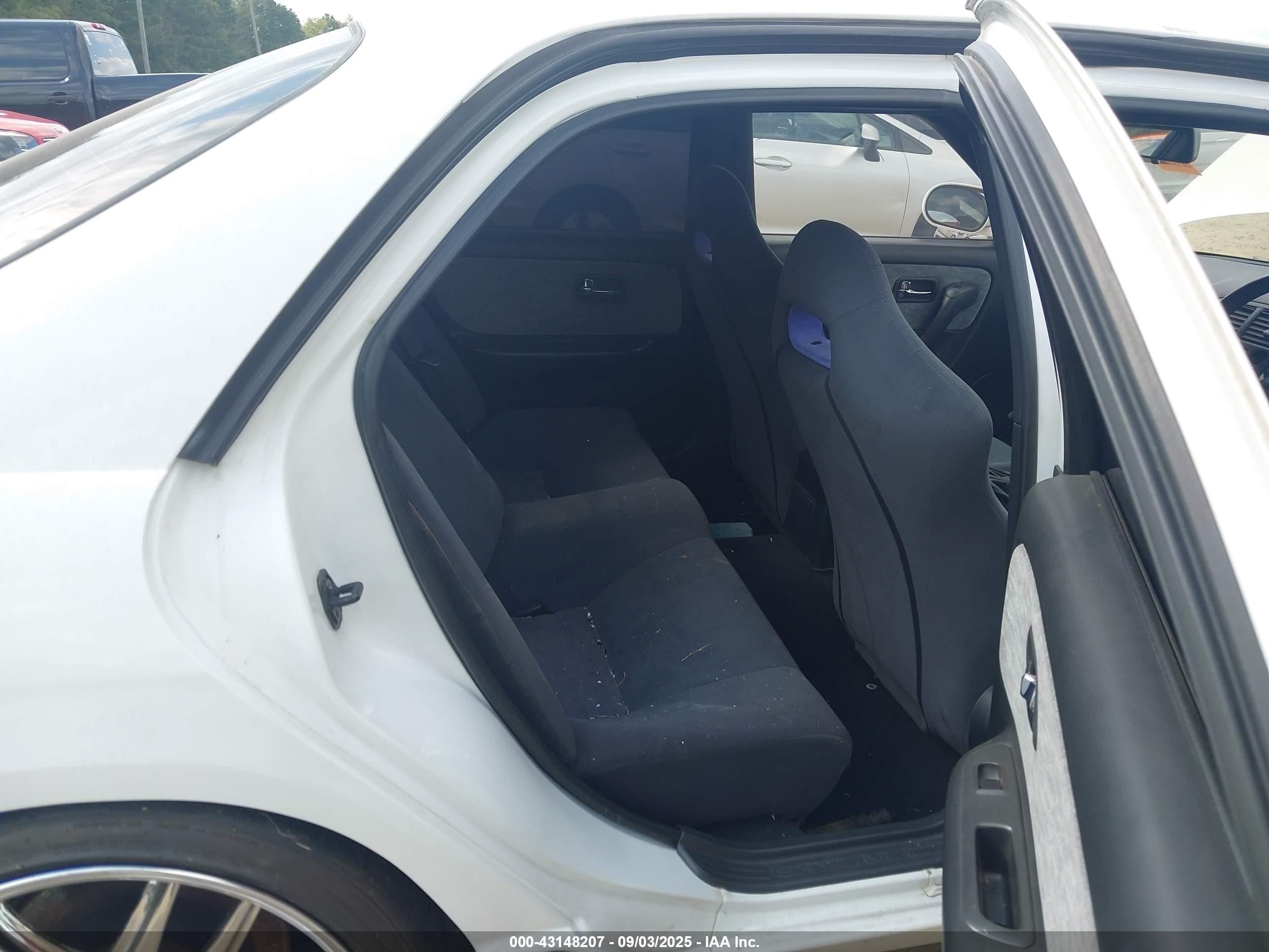 1994 Nissan Skyline   Белый vin: ENR33003298      