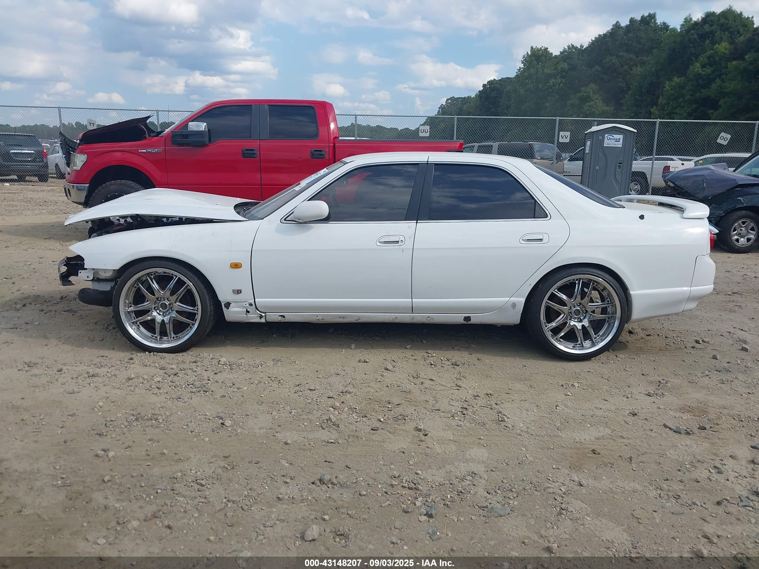 1994 Nissan Skyline   Белый vin: ENR33003298      