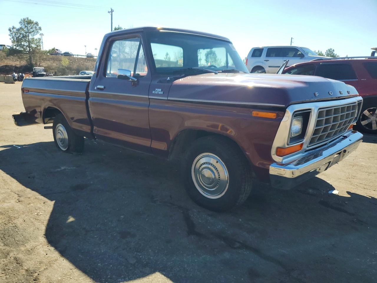 1979 Ford F100 Бордовый vin: F10BNEC1040