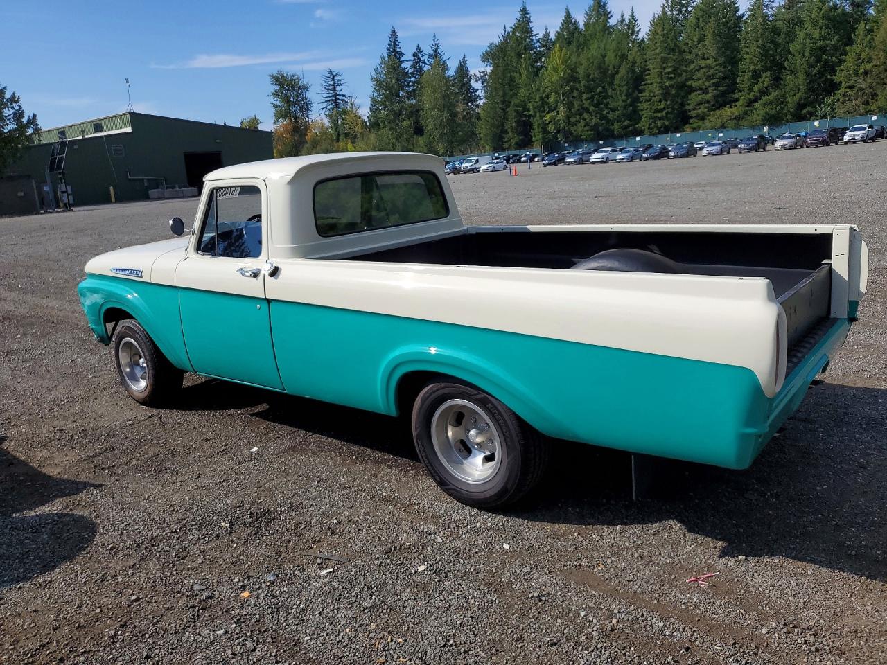 1962 Ford F-100 1/2 Ton Two Tone vin: F10CR280490