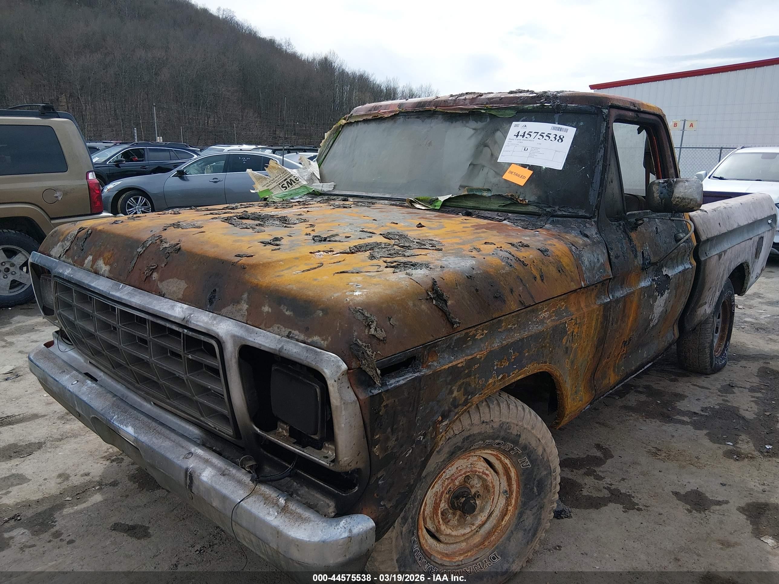 1979 Ford F100   Оранжевый vin: F10GCEC6366      