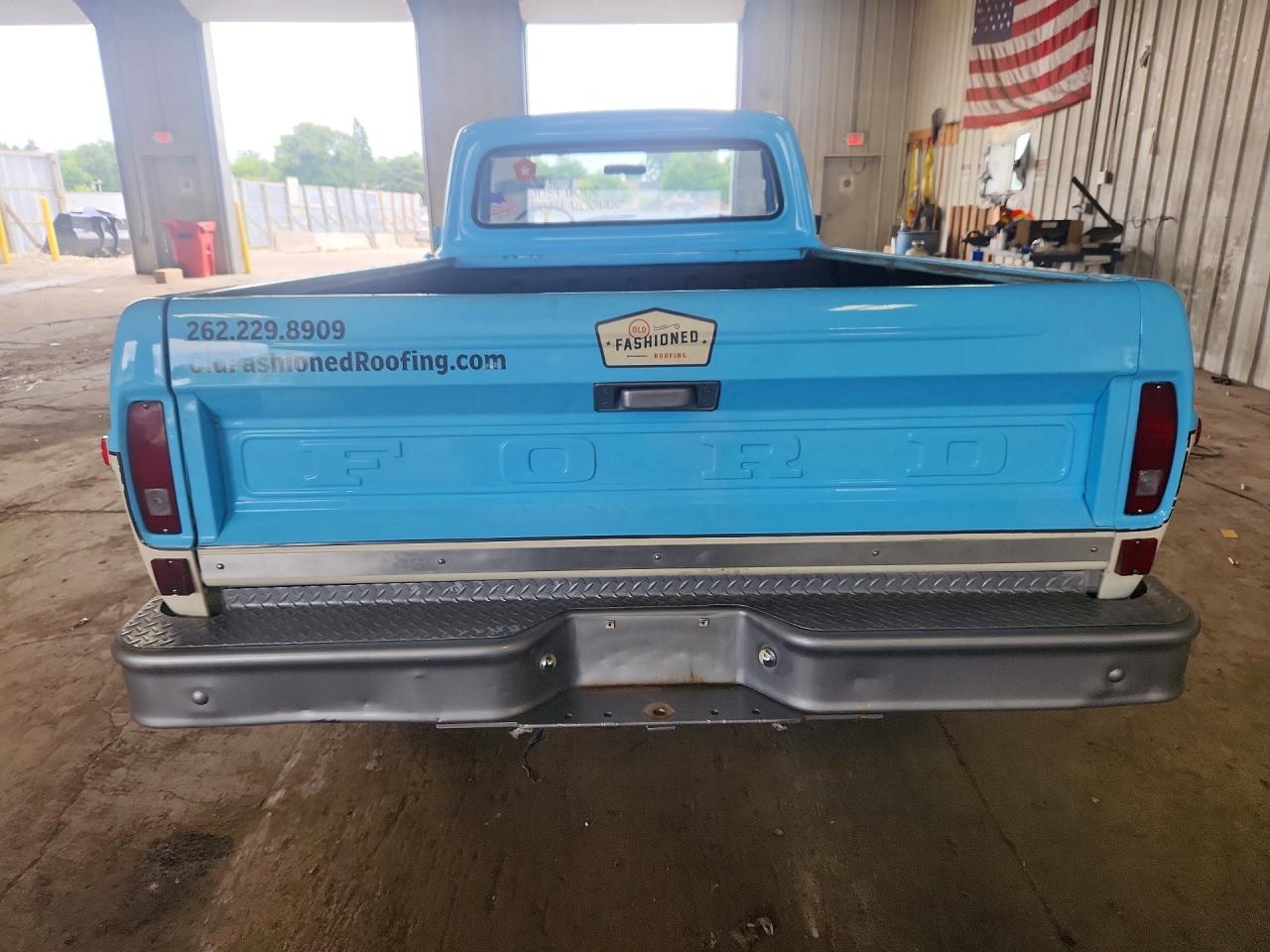 1972 Ford F100 Two Tone vin: F10GPP21590
