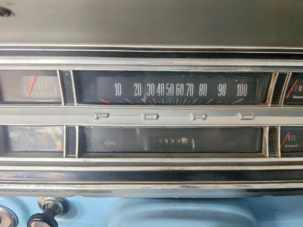 1972 Ford F100 Two Tone vin: F10GPP21590