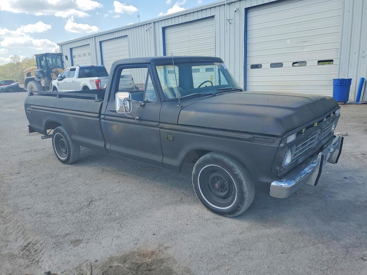 1974 Ford F-100 1/2 Ton Коричневый vin: F10YLT69945