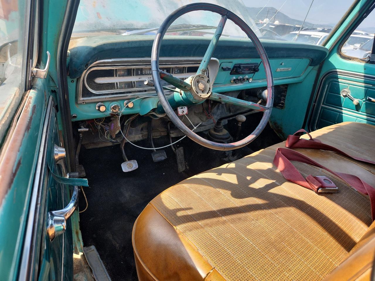 1968 Ford F-150 Turquoise vin: F10YRD58585